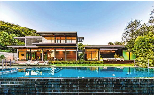 Click here to enlarge image