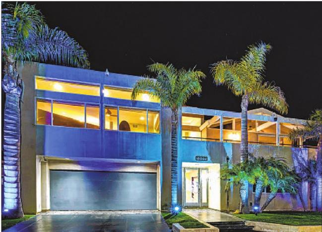 Click here to enlarge image